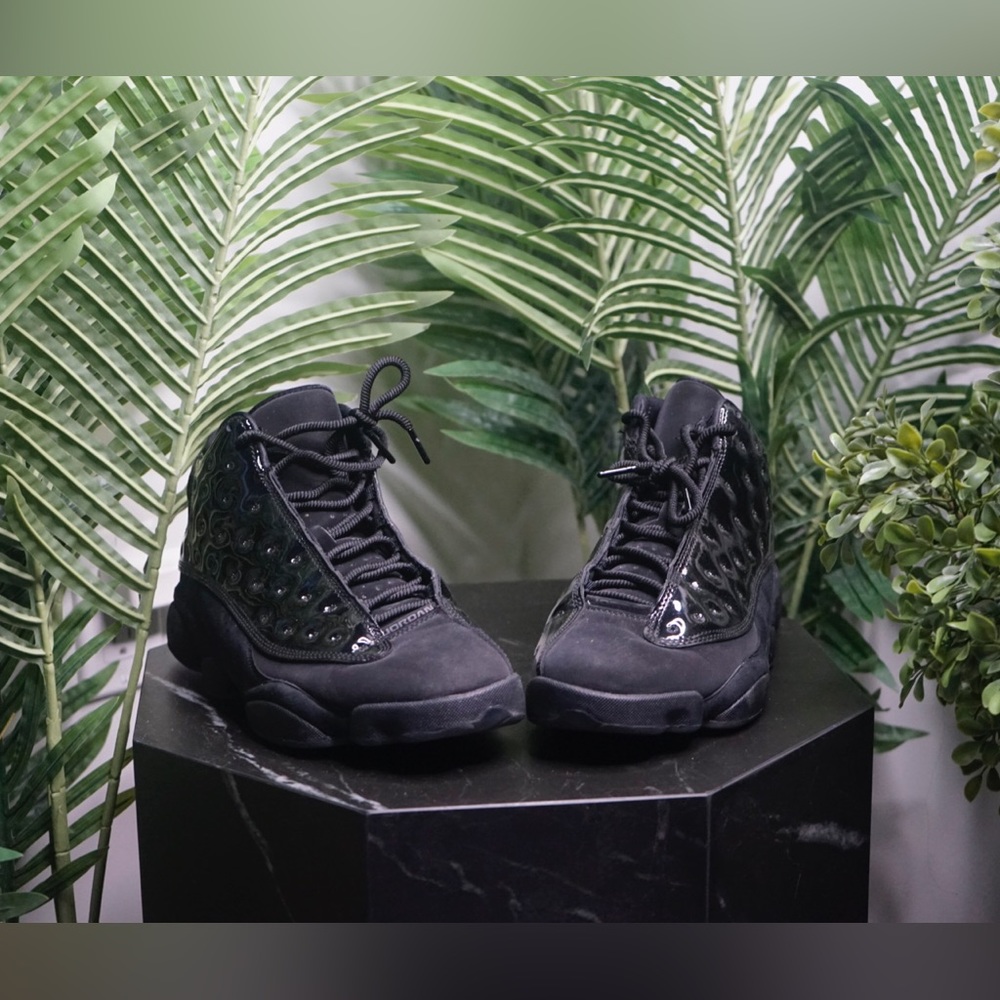 Air Jordan 13 retro ‘cap and gown’